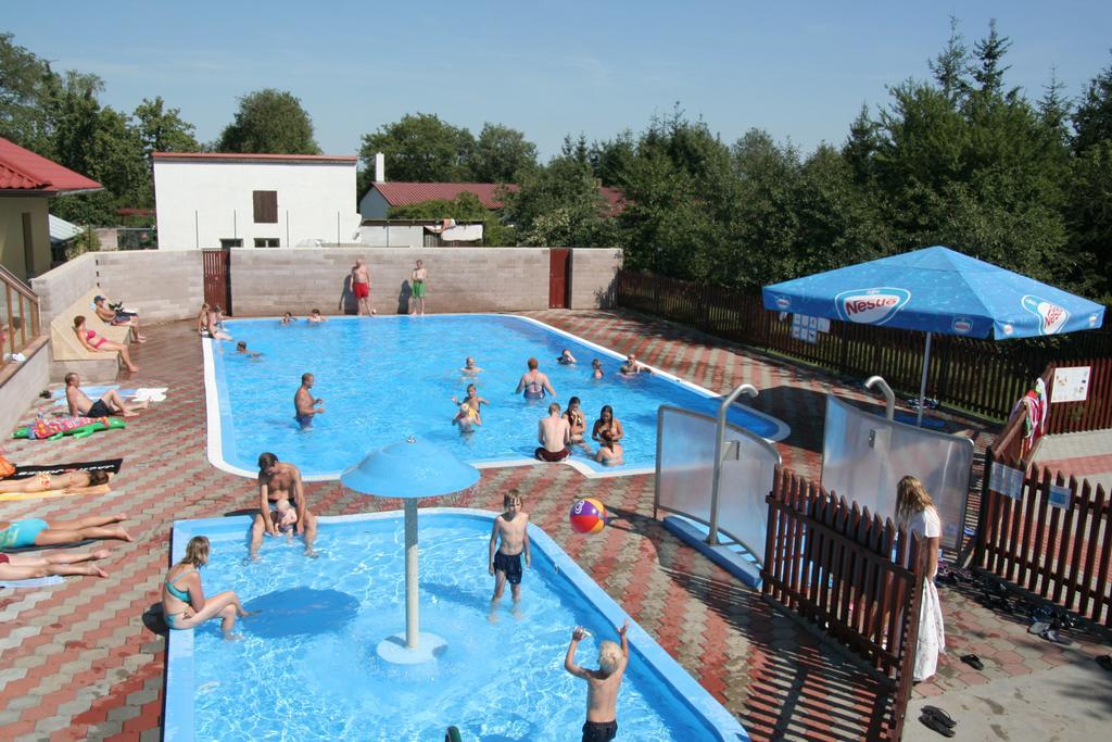 Camping Oase Praha Hotel Zlatníky Exterior foto